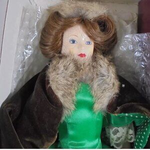 1985 Bertha Rogers Scarlett O'Hara Doll in Original Box Brunette Blue Eyes